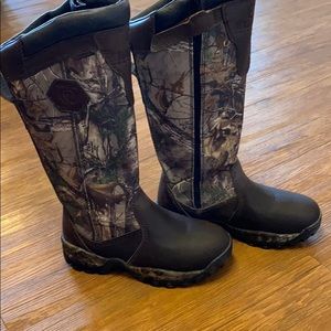 Women’s Magellan outdoors waterproof boot